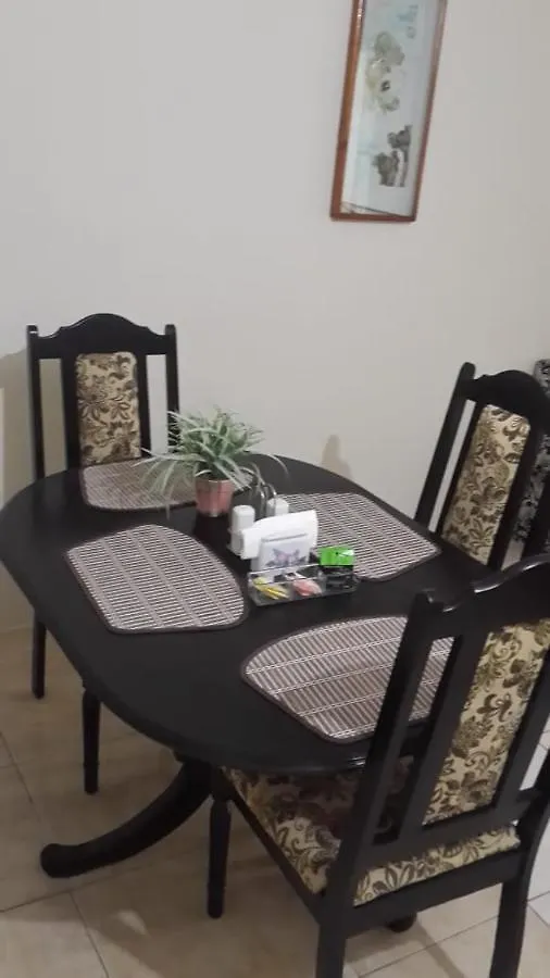 Portsmouth Palace A Cozy Home Away From Home 포트모어 아파트